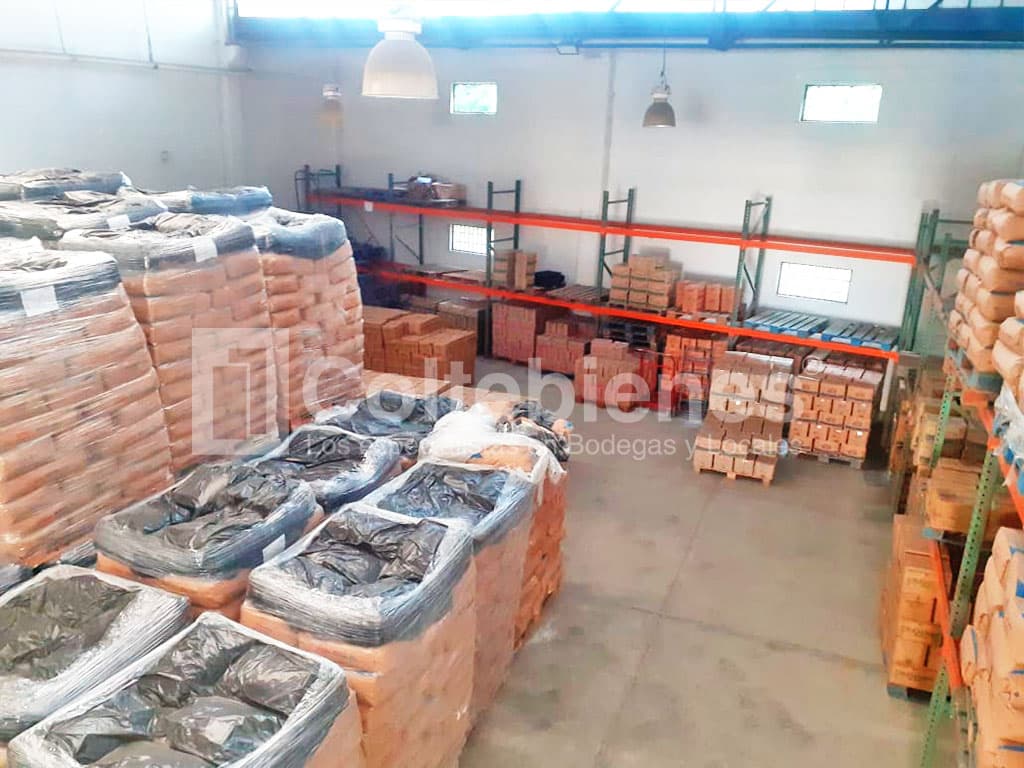 Arriendo de Bodega en Sabaneta foto 2