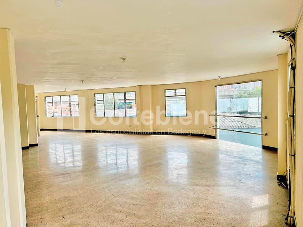 Edificio en venta/arriendo en el Centro-Medellín foto 5