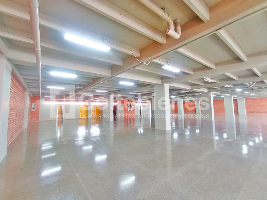 Arriendo de local en Guayabal-Medellín foto 2