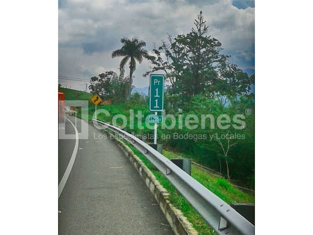 Venta-arriendo de lote cerca a Barbosa foto 5