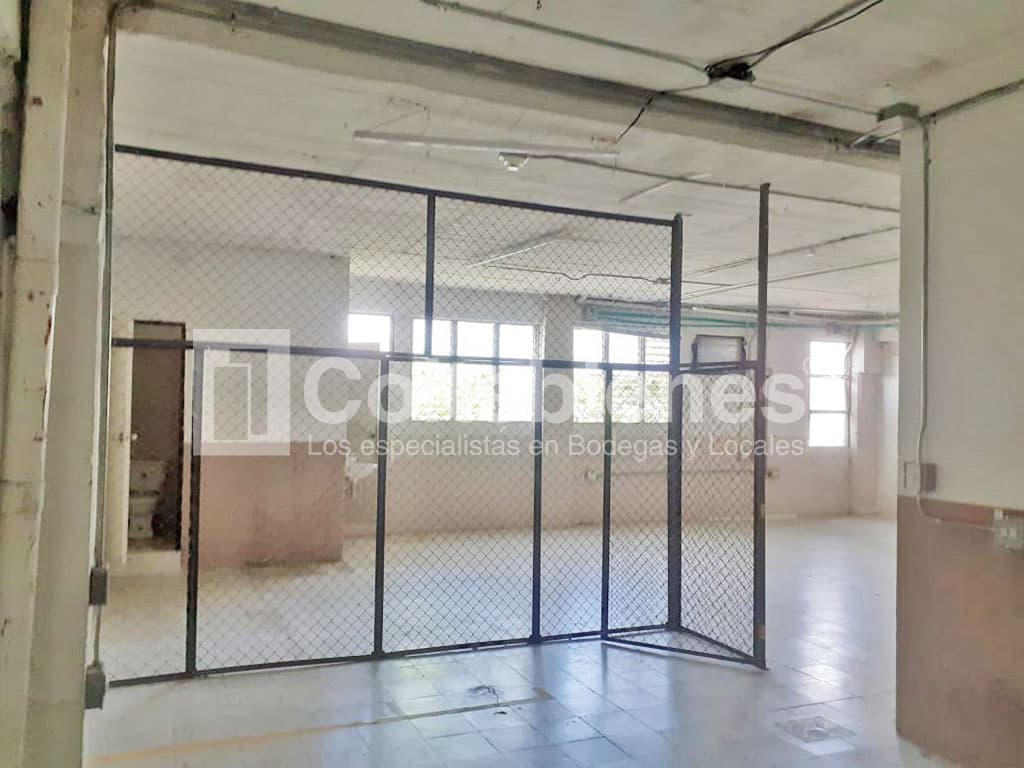 Venta de bodega en El Carmelo-Itagüí foto 2