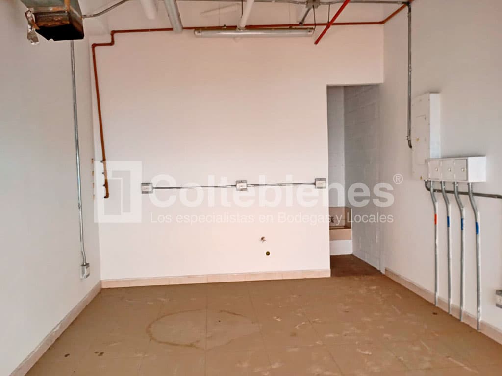 Arriendo de local en Envigado-Antioquia foto 2