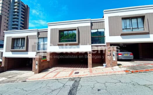Casa en arriendo en Castropol-El Poblado