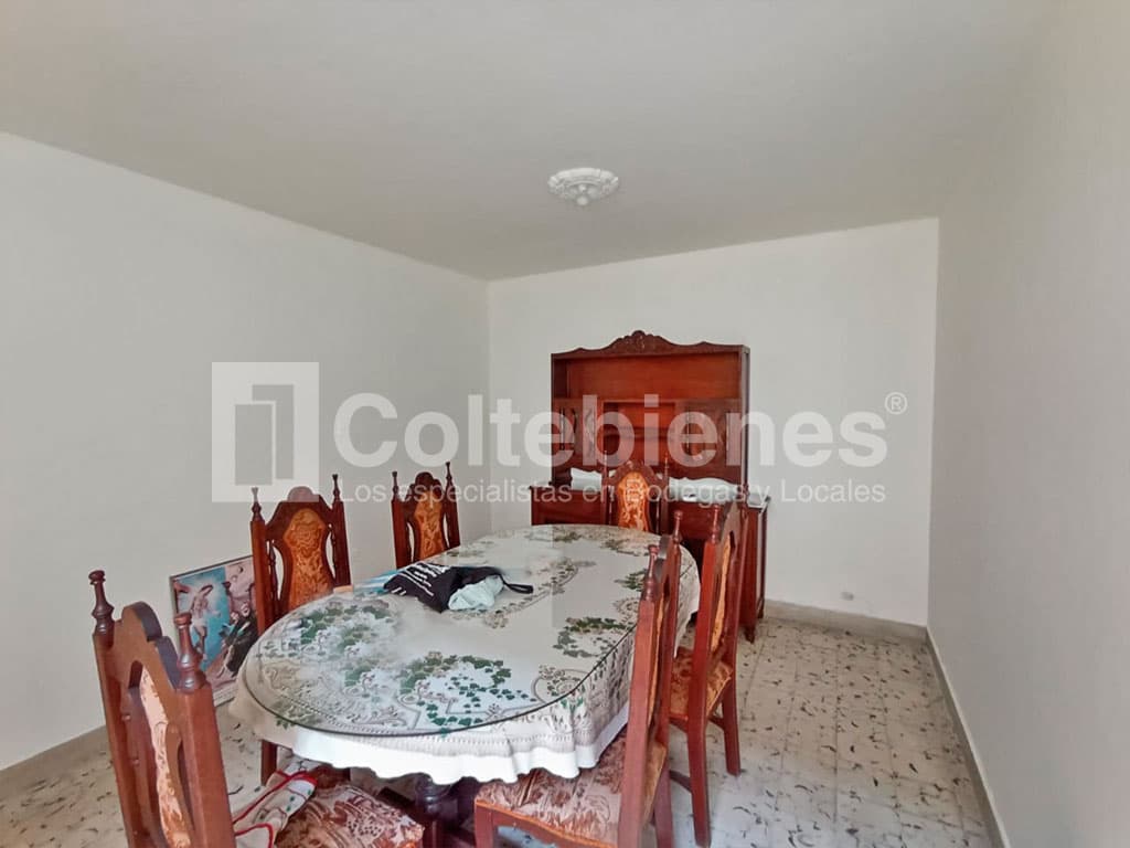 Casa en arriendo/venta en Envigado-Antioquia foto 4