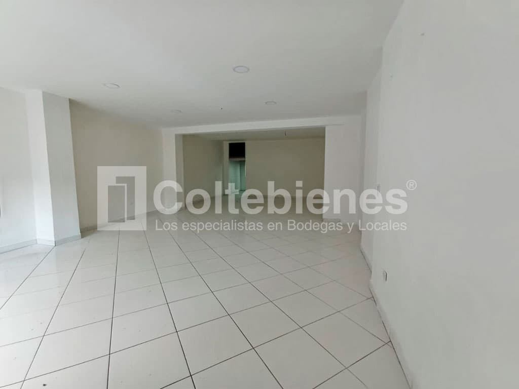 Local en arriendo en Barrio Colombia-Medellín foto 2