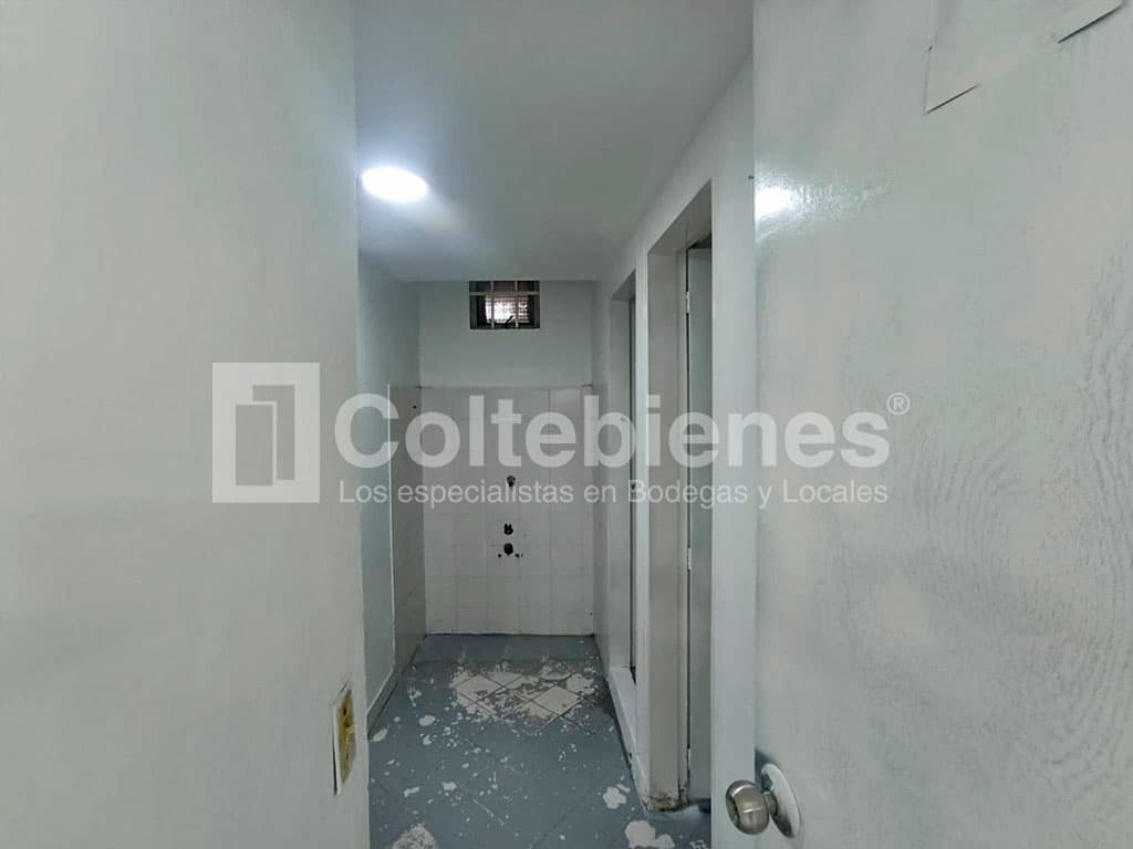 Bodega en arriendo/venta en Barrio Antioquia-Medellín foto 4