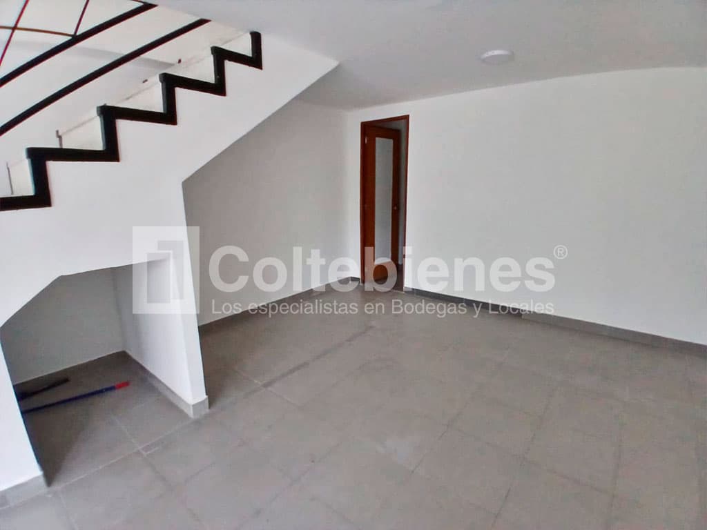 Local comercial en arriendo en Laureles-Medellín foto 5
