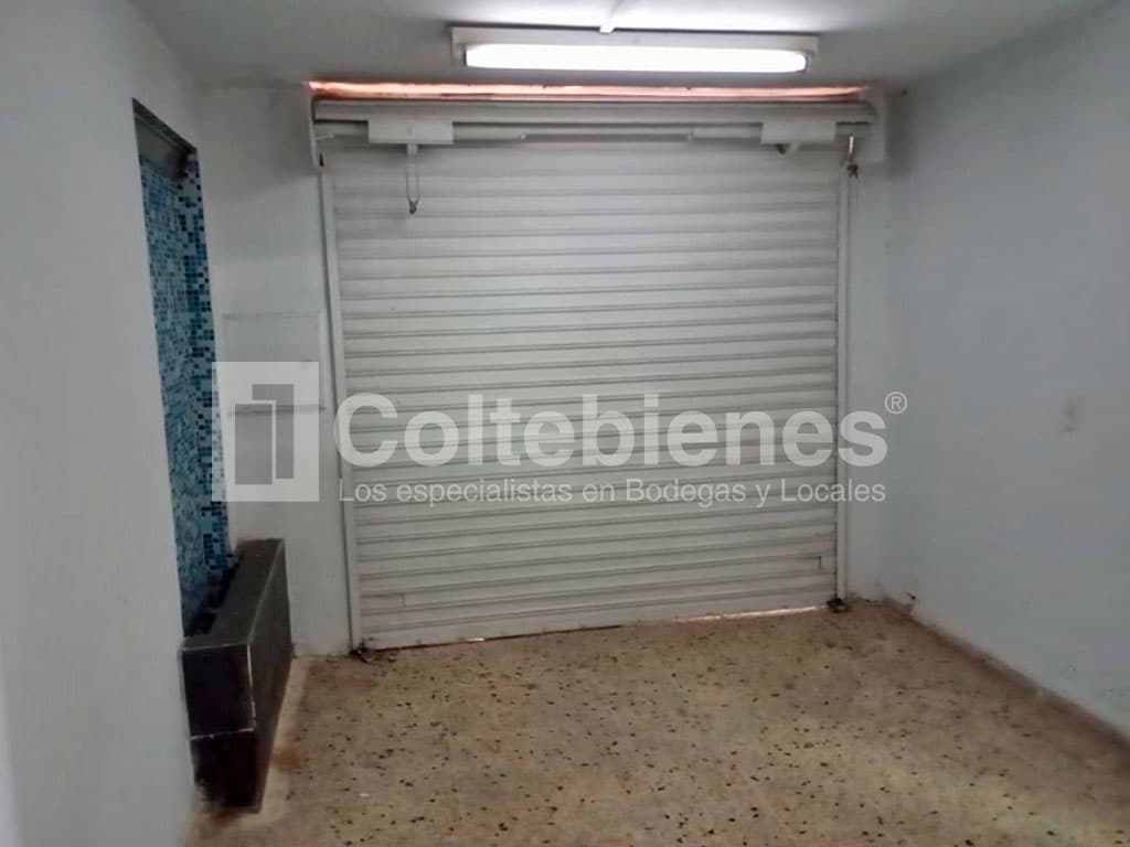 Casa comercial en arriendo en Conquistadores-Medellín foto 5