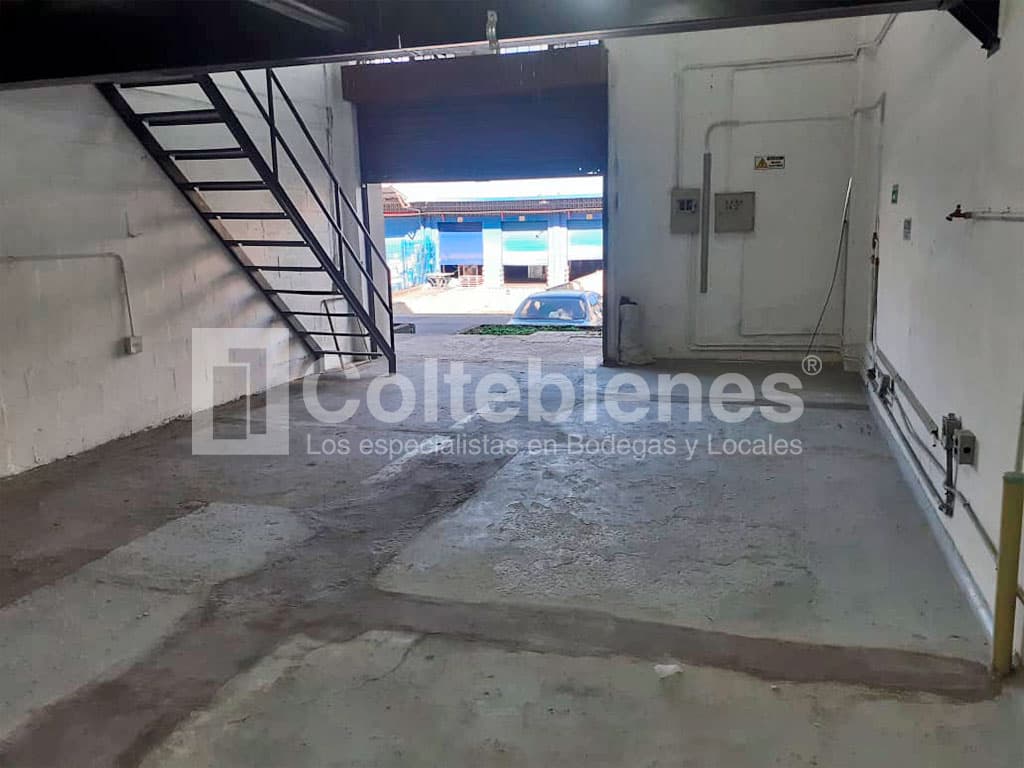 Bodega en arriendo en El Carmelo-Itagüí foto 2