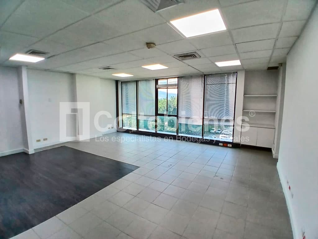 Oficina en venta en El Poblado-Medellín foto 4