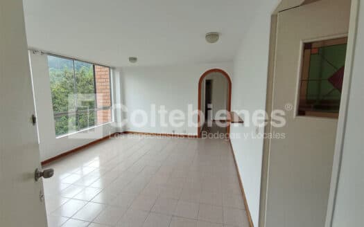 Apartamento en arriendo en El Poblado-Medellín