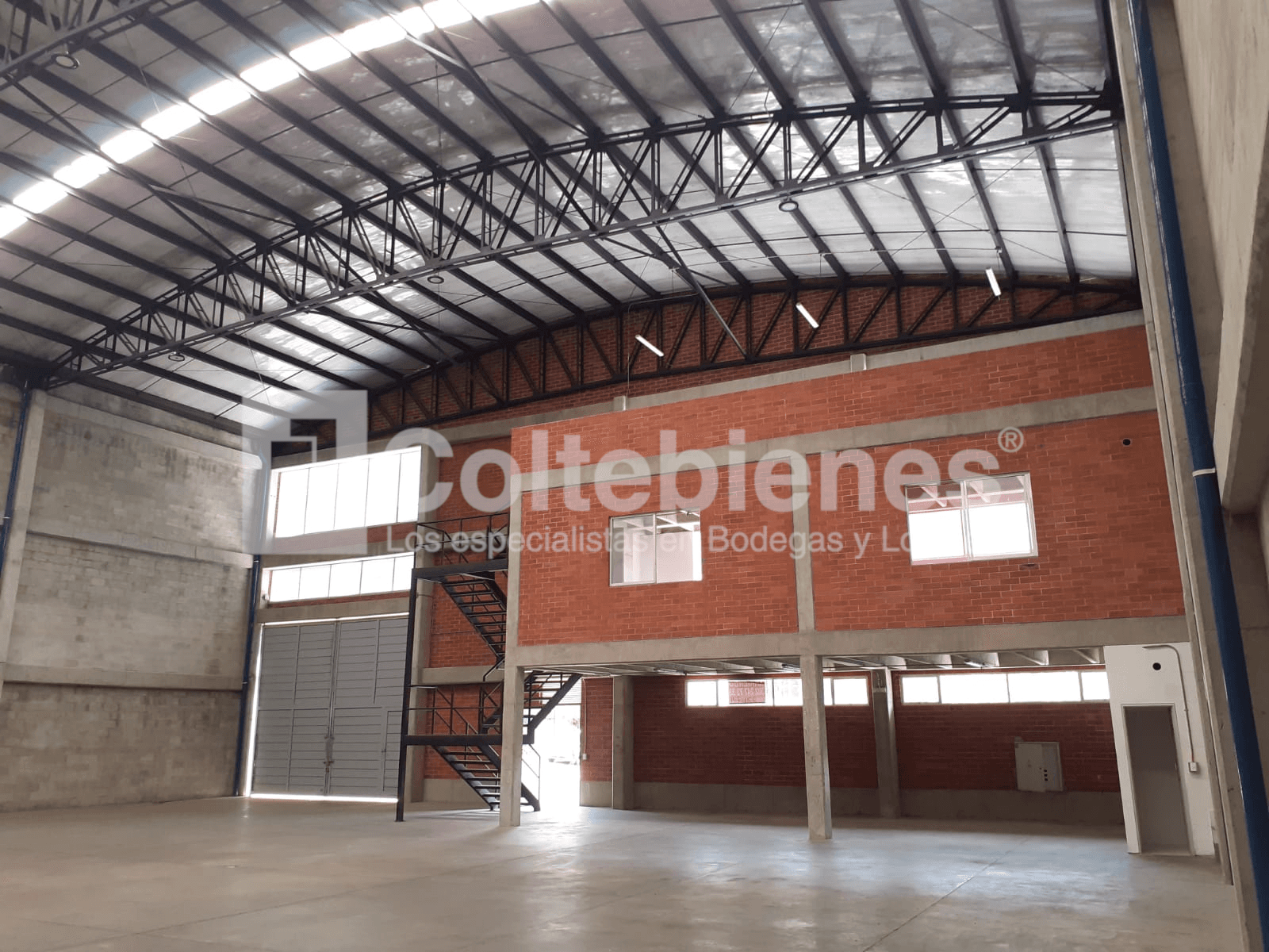 Bodega nueva en arriendo en Girardota-Antioquia foto 2
