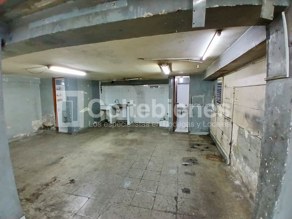 Local en arriendo en Barrio Triste-Medellín foto 3