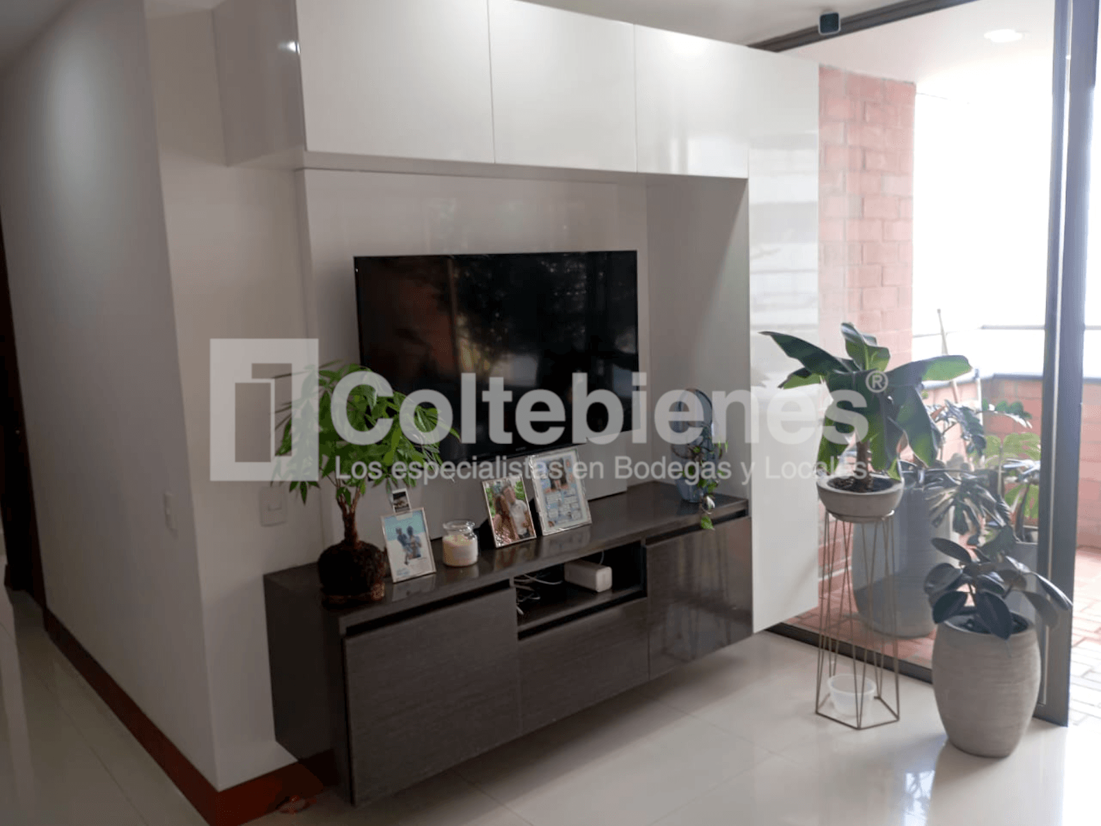 Apartamento amoblado en arriendo en El Poblado-Medellín foto 4