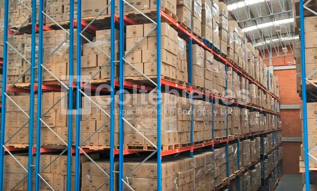 Venta de bodega en zona franca de Rionegro-Antioquia foto 2