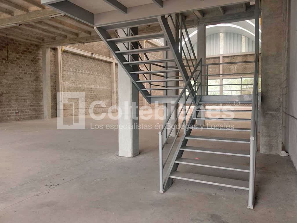 Bodega en arriendo/venta sobre la vía Carepa-Apartadó foto 4