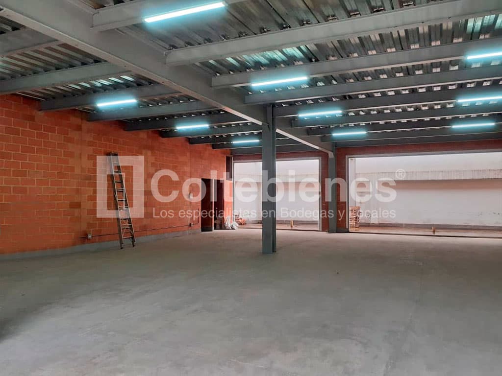 Local en arriendo en La América-Medellín foto 3