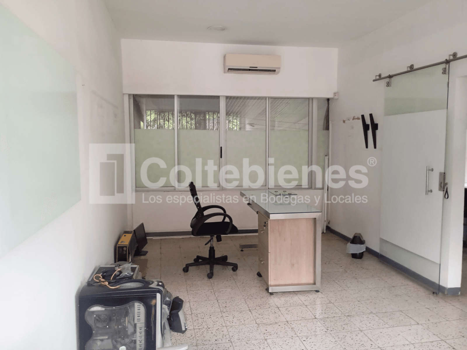 Local en arriendo en Belén-Medellín foto 5