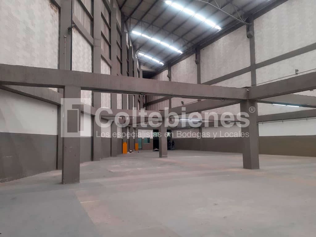 Arriendo de bodega en La Tablaza-La Estrella foto 3