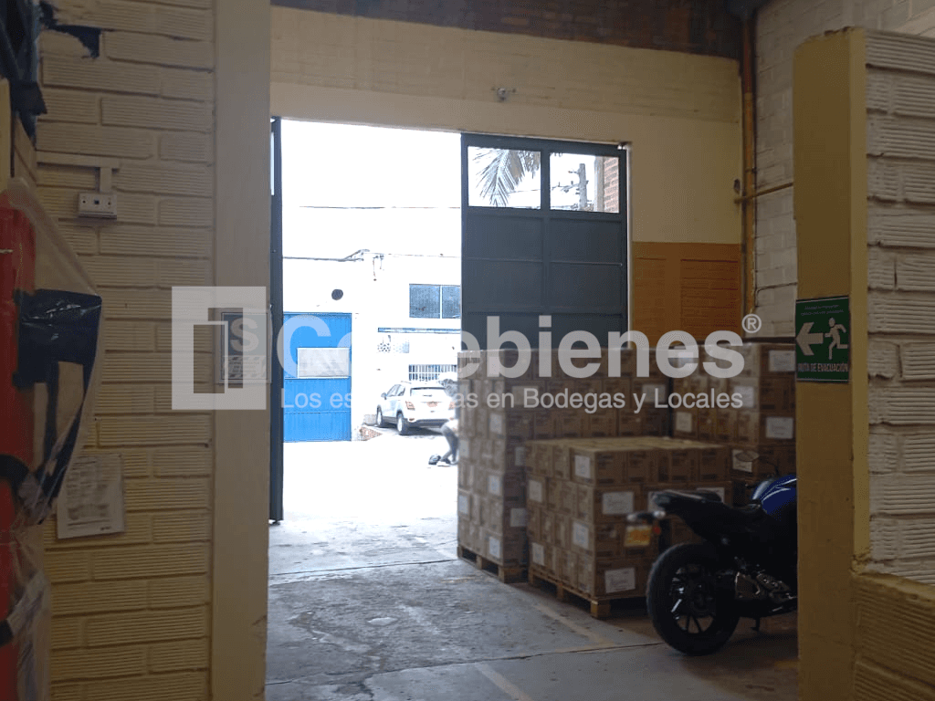 Bodega en arriendo/venta en Itagüí-Antioquia foto 3