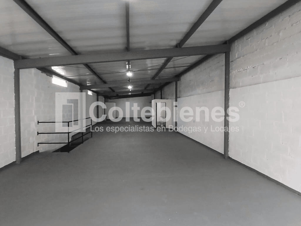 Bodega nueva en venta en Cristo Rey-Medellín foto 4