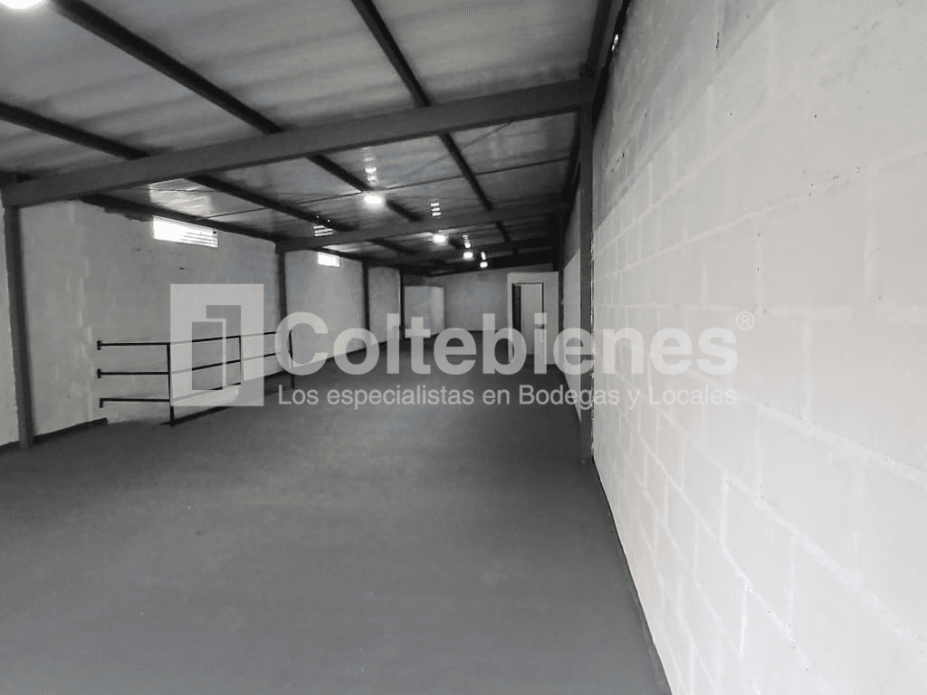 Bodega nueva en venta en Cristo Rey-Medellín foto 5
