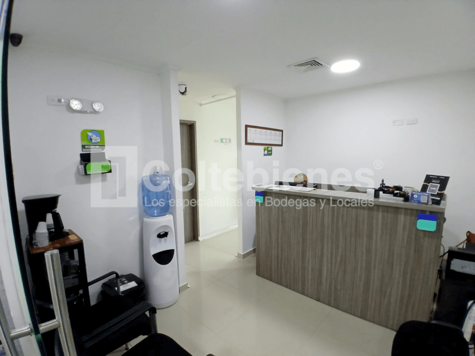 Oficina en venta en El Poblado-Medellín foto 2
