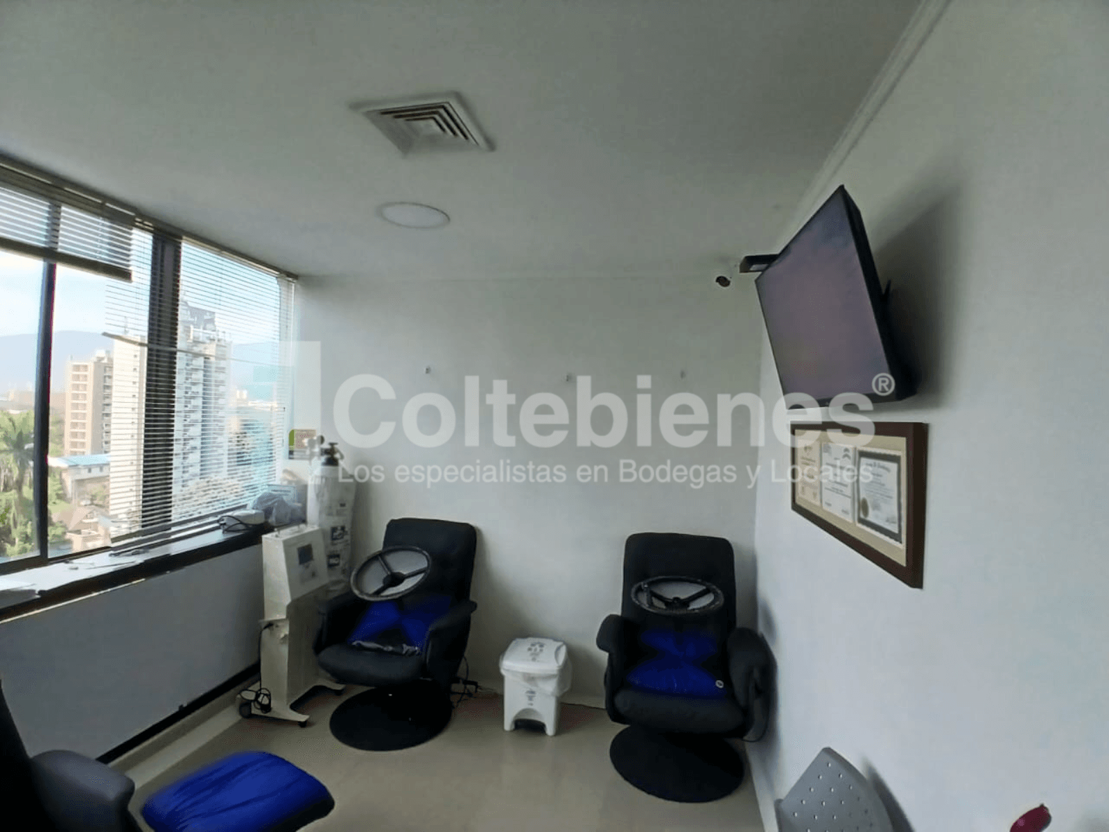 Oficina en venta en El Poblado-Medellín foto 5
