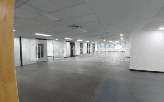 Oficina en arriendo/venta en El Poblado-Medellín