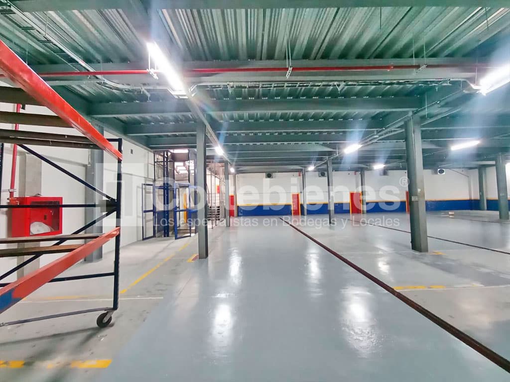 Bodega en arriendo en Simón Bolívar-Itagüí foto 3