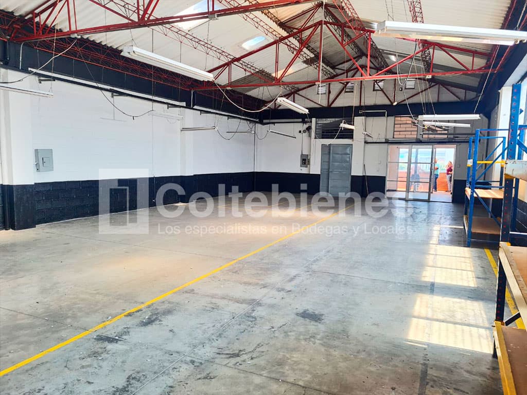 Bodega en arriendo en El Carmelo-Itagüí foto 4