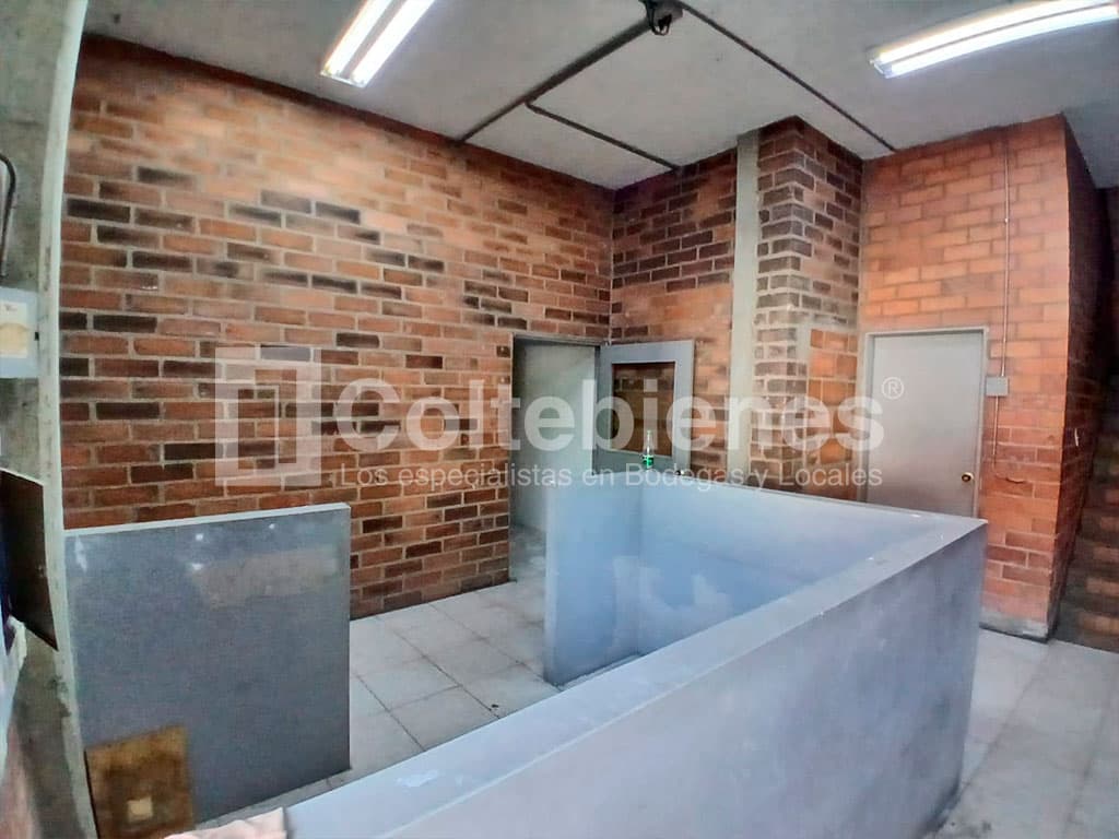 Bodega en arriendo en Las Vegas-Envigado foto 2
