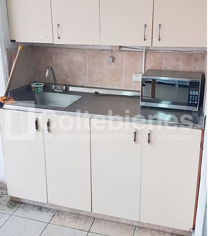 Bodega en arriendo en zona comercial de Guayabal-Medellín foto 5