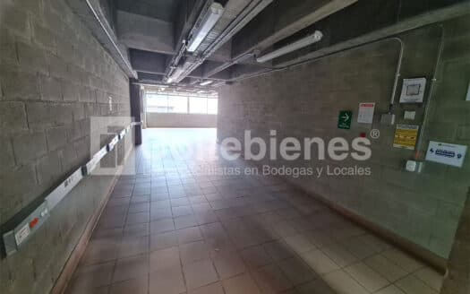 Bodega en arriendo en La Candelaria-Medellín