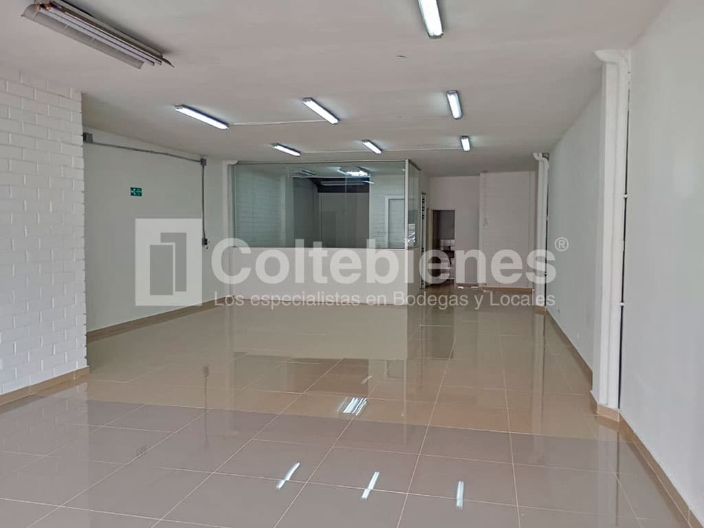 Local comercial en arriendo en Guayabal-Medellín foto 2