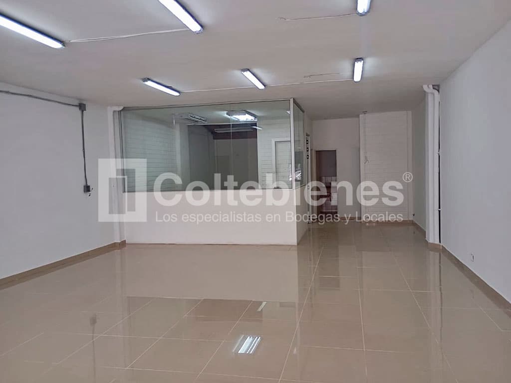 Local comercial en arriendo en Guayabal-Medellín foto 3