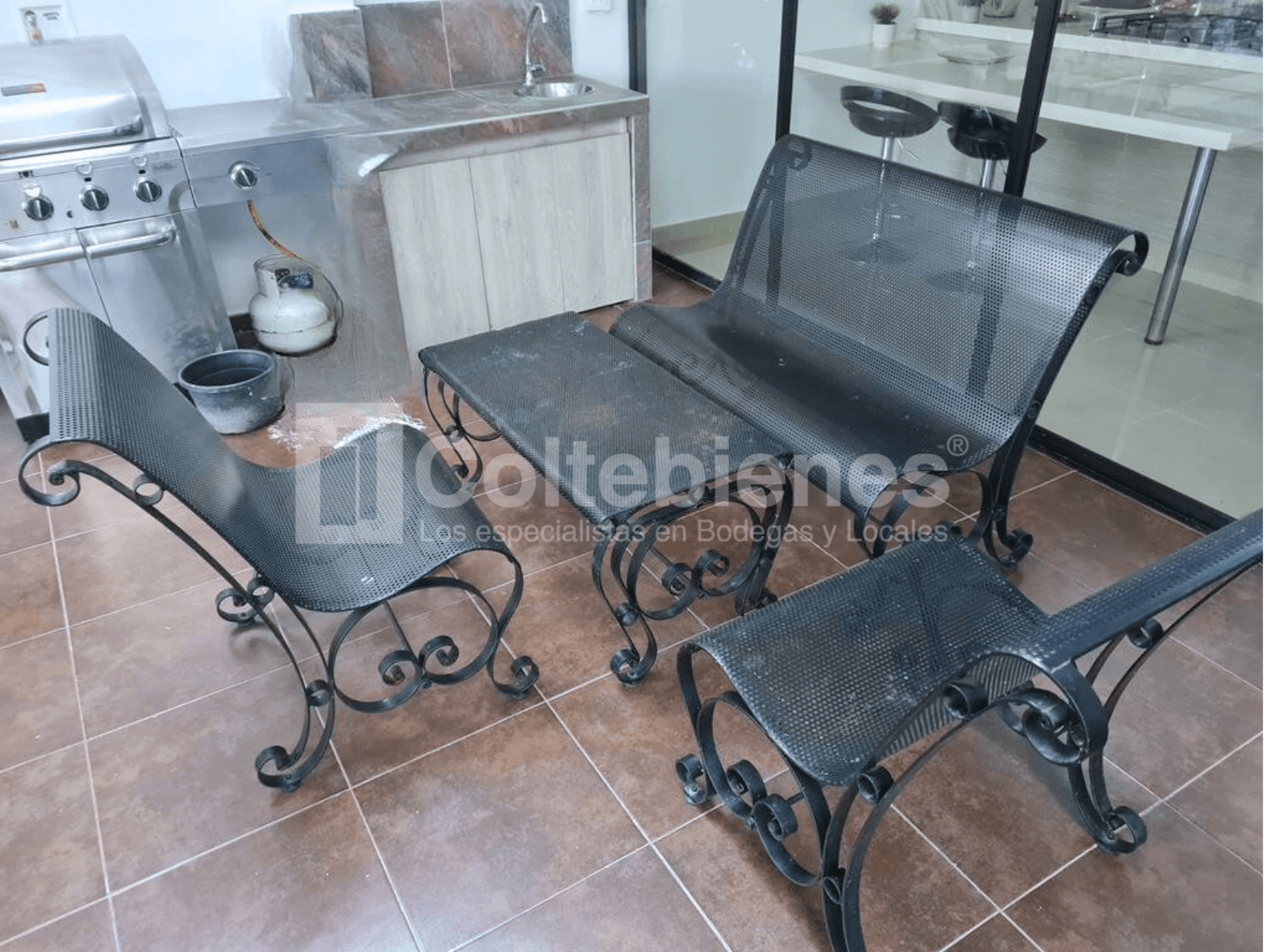 Moderna casa en arriendo/venta en El Poblado-Medellín foto 2