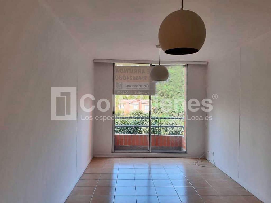 Hermoso apartamento en arriendo en El Poblado-Medellín foto 2