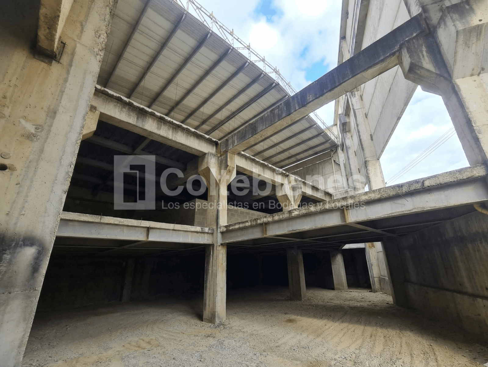 Bodega nueva en arriendo en Girardota-Antioquia foto 2