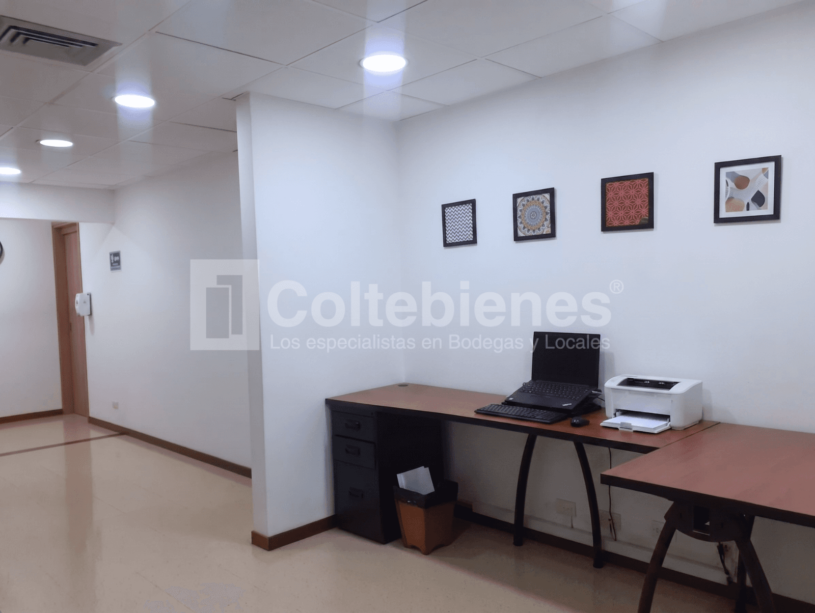 Oficina en arriendo en La Aguacatala foto 3