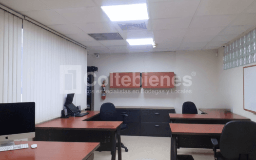 Oficina en arriendo en La Aguacatala
