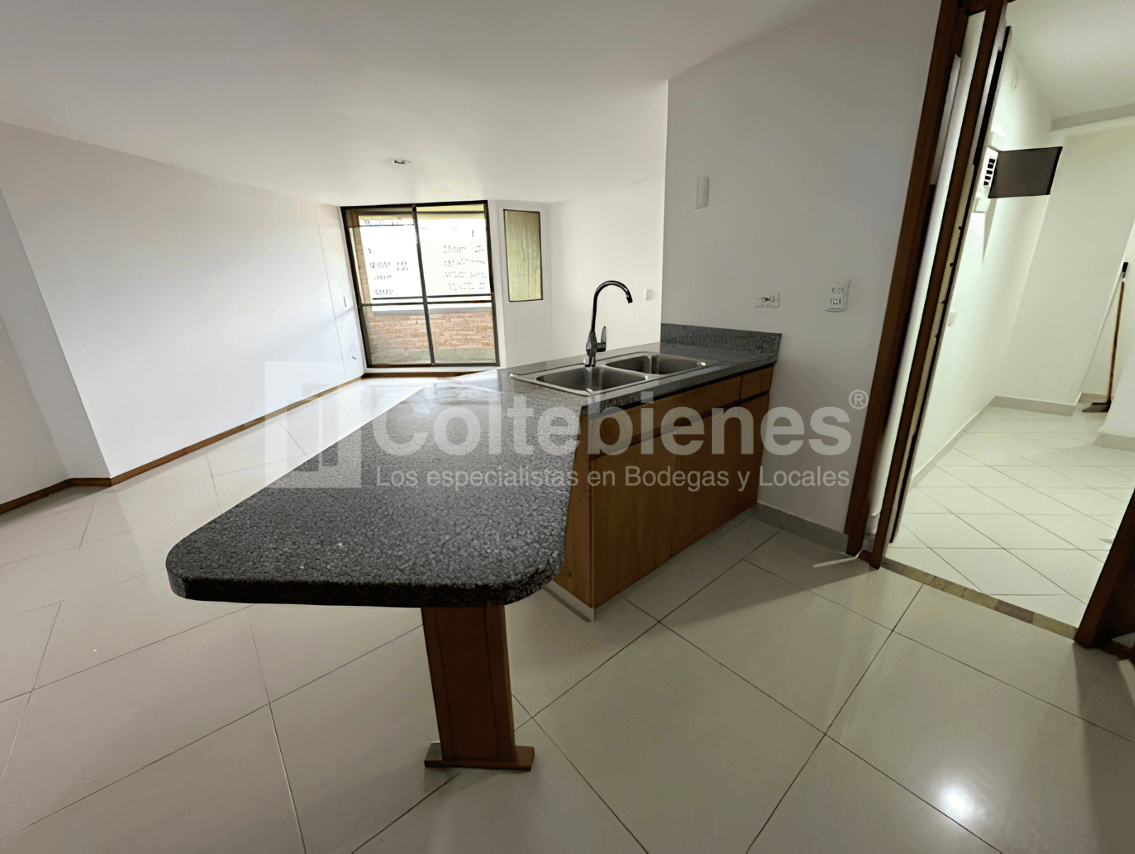 Apartamento en arriendo/venta en Las Lomitas Sabaneta foto 2