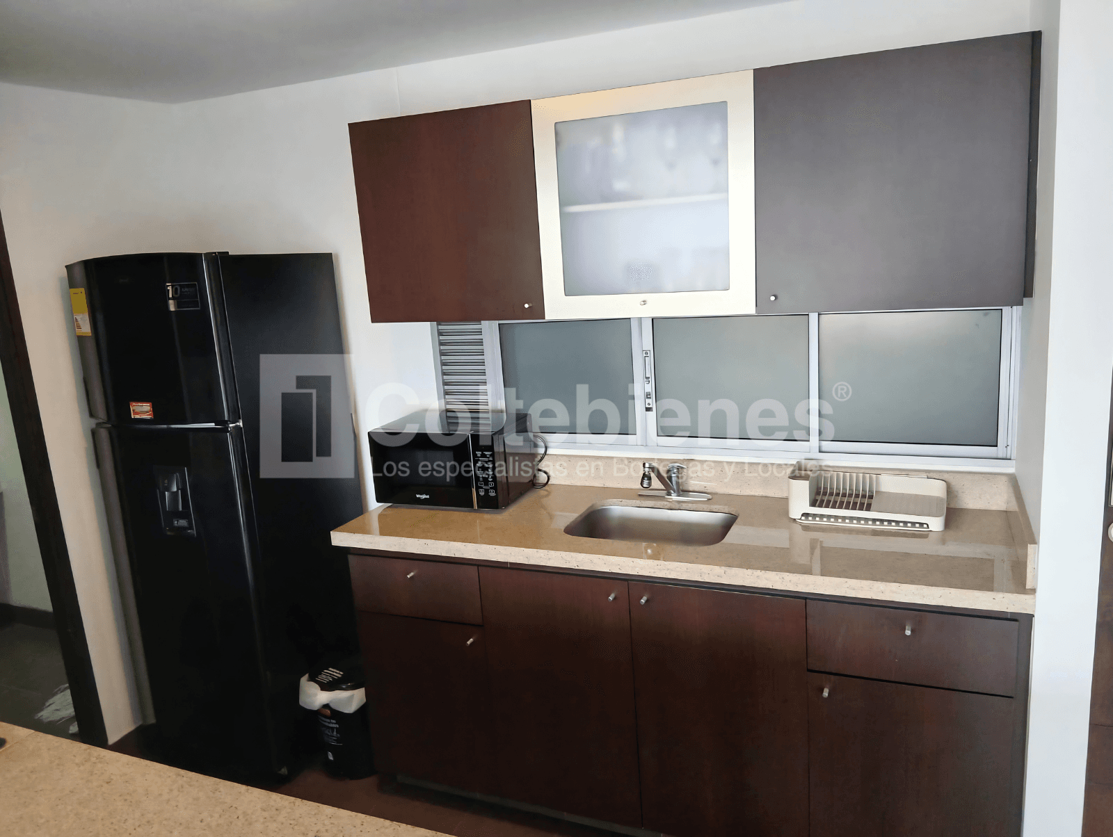Hermoso apartamento en arriendo en El Poblado-Medellín foto 5