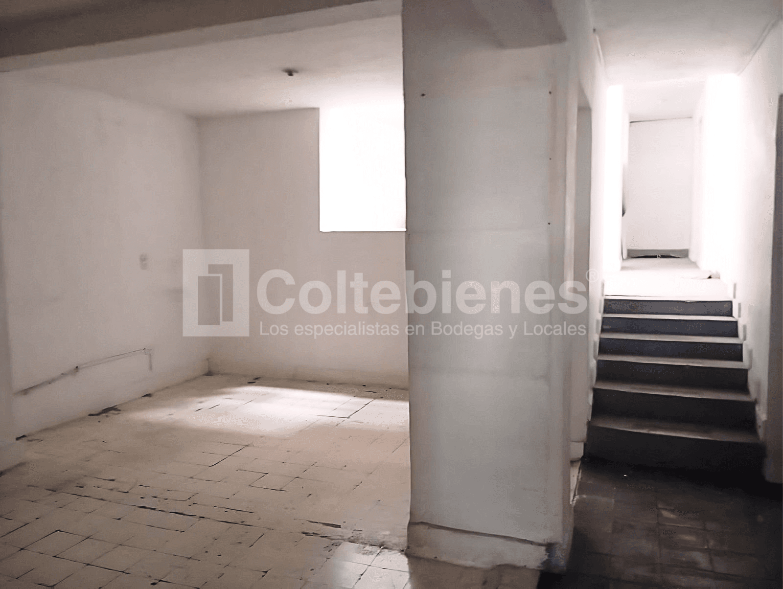 Bodega en arriendo en Barrio Colombia-Medellín foto 2