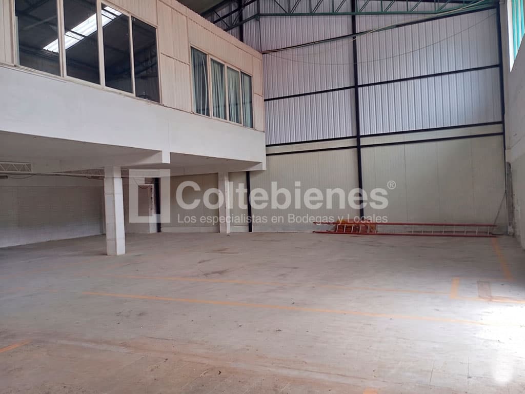 Arriendo de bodega en el sector de Guayabal-Medellín foto 4