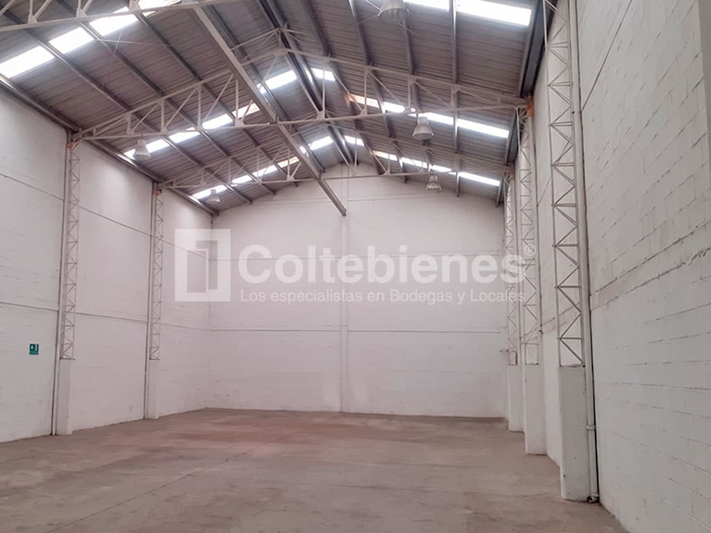 Arriendo de amplia bodega en Sierra Morena-La Estrella, Antioquia foto 2
