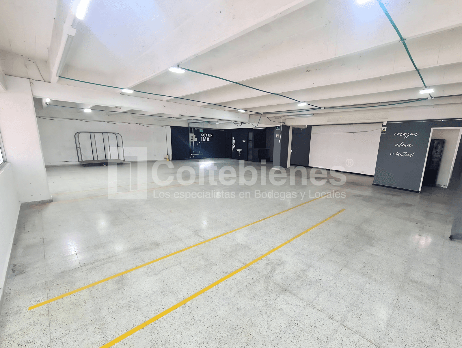 Arriendo de bodega en el Centro de la Moda-Itagüí foto 3