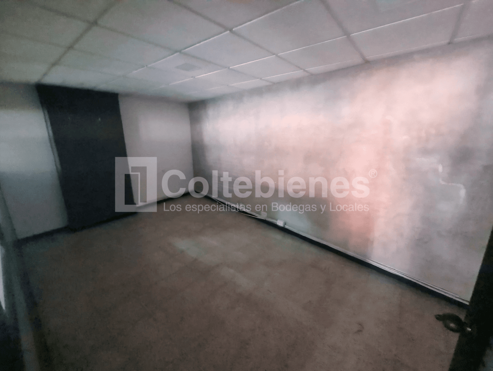 Arriendo de bodega en el Centro de la Moda-Itagüí foto 5
