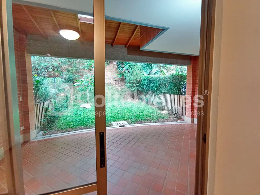 Hermosa casa en arriendo en la Loma del Chocho-Envigado foto 5