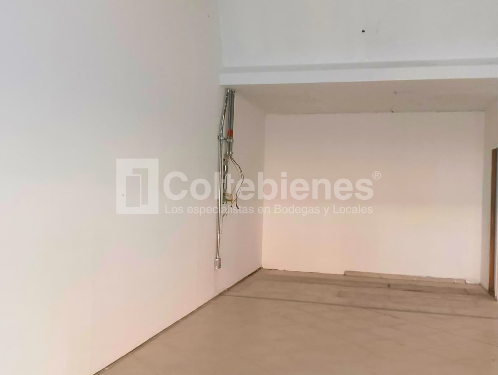 Local en arriendo - Carlos E. Restrepo, Medellín foto 2